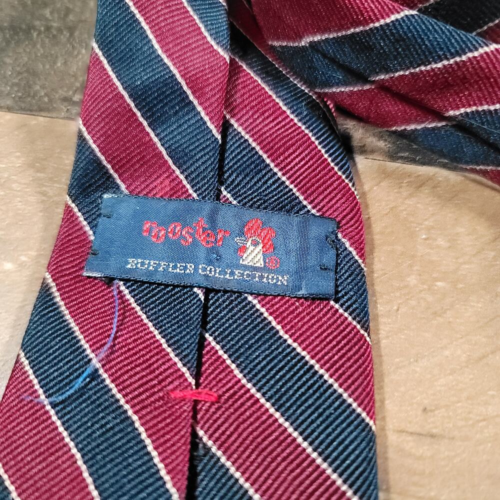 Rooster Ruffler Collection Power Tie - Unique Accessory - Picture 2 of 2